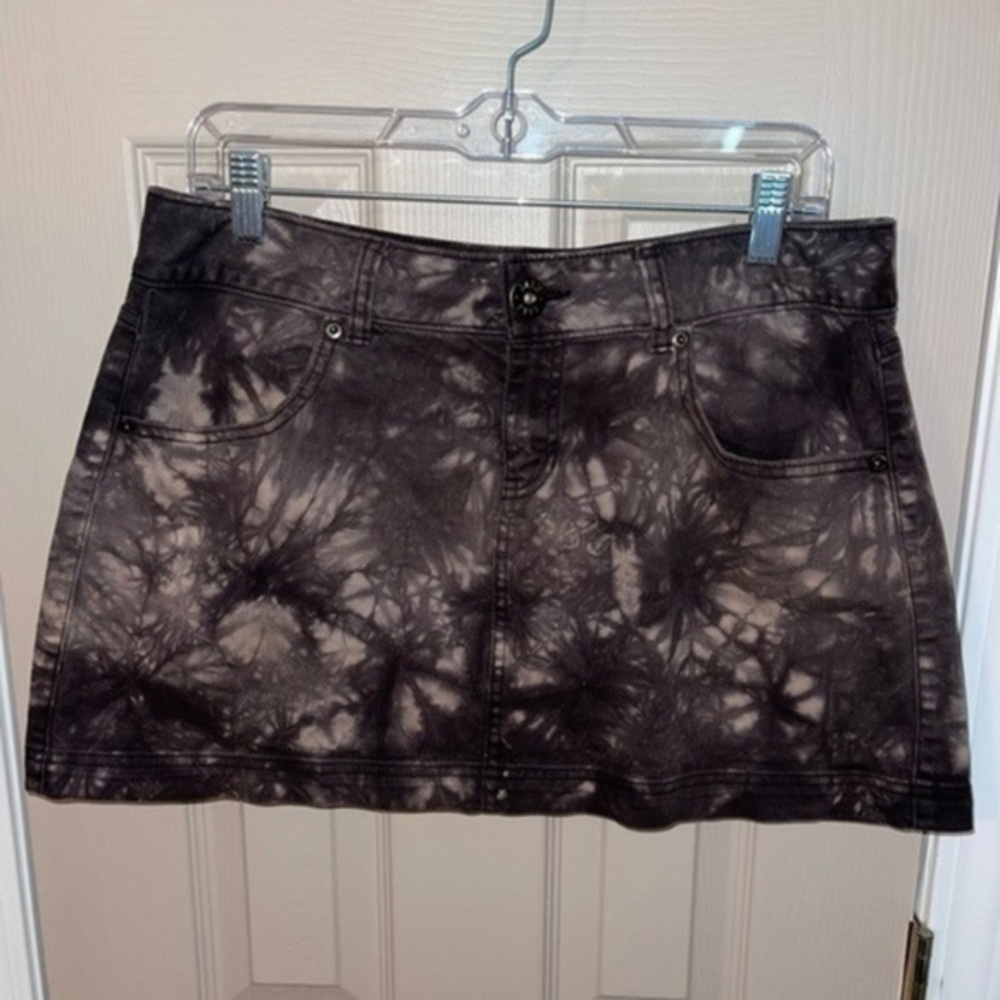 Elle Tie-Dye Bleach Denim Mini Skirt - Picture 1 of 5